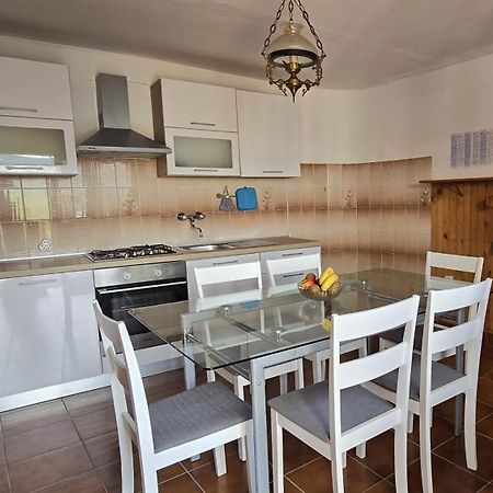 Apartman Andela Preko Bagian luar foto