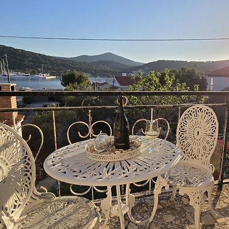 Apartman Andela Preko Bagian luar foto