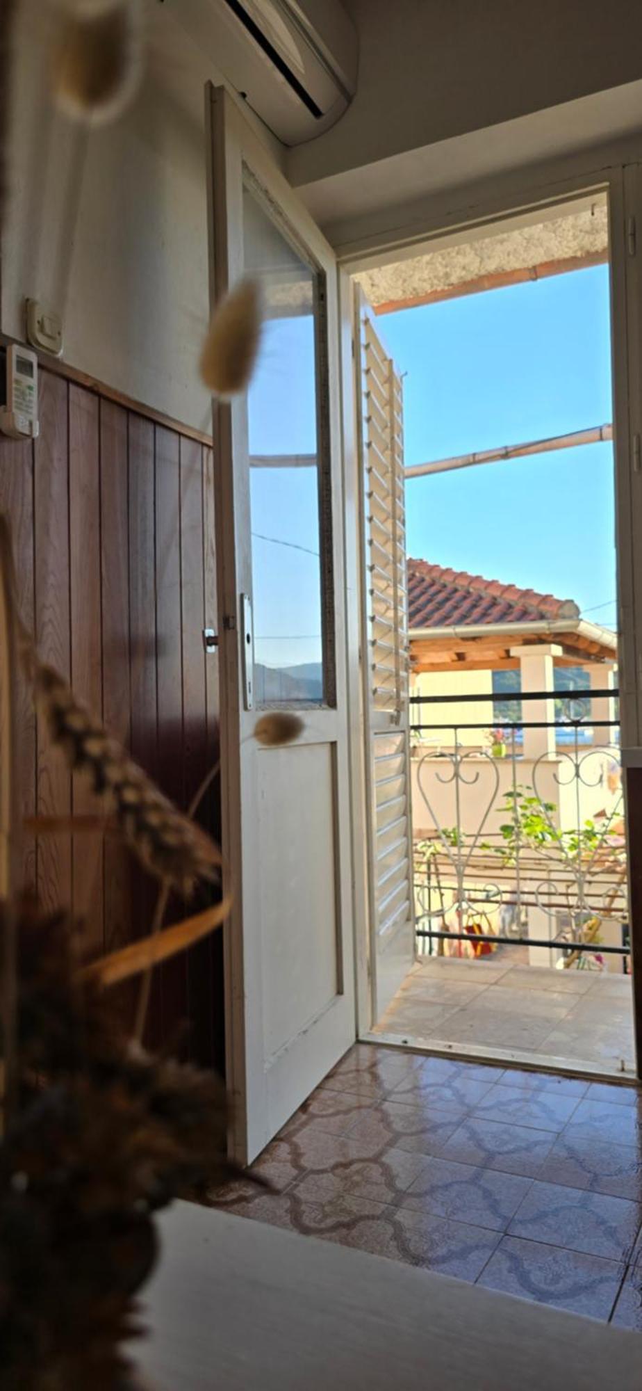 Apartman Andela Preko Bagian luar foto