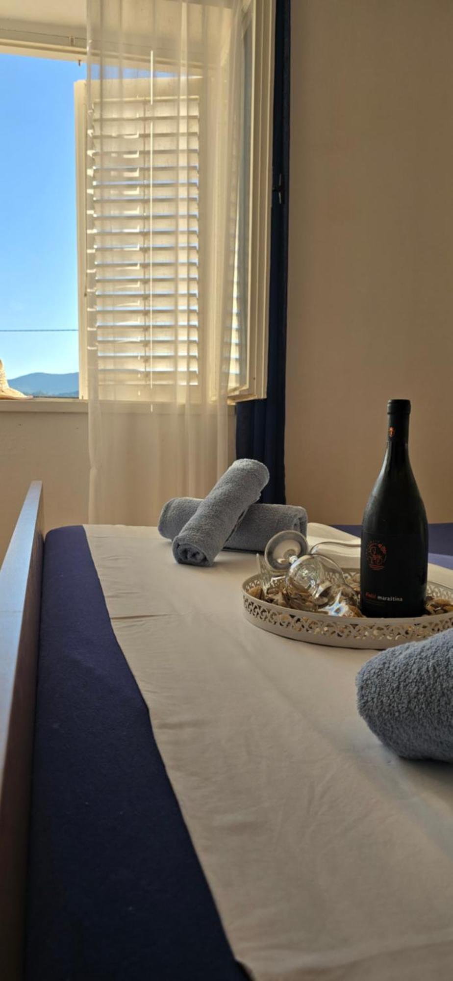 Apartman Andela Preko Bagian luar foto